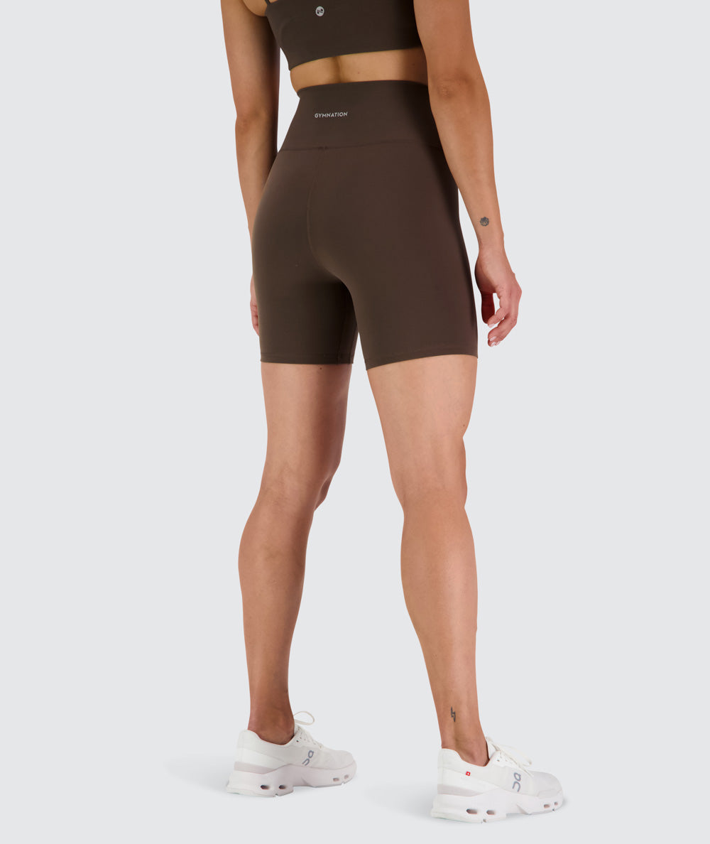 Supersoft shorts for women, Model 176 cm / size S#color_coffee-bean