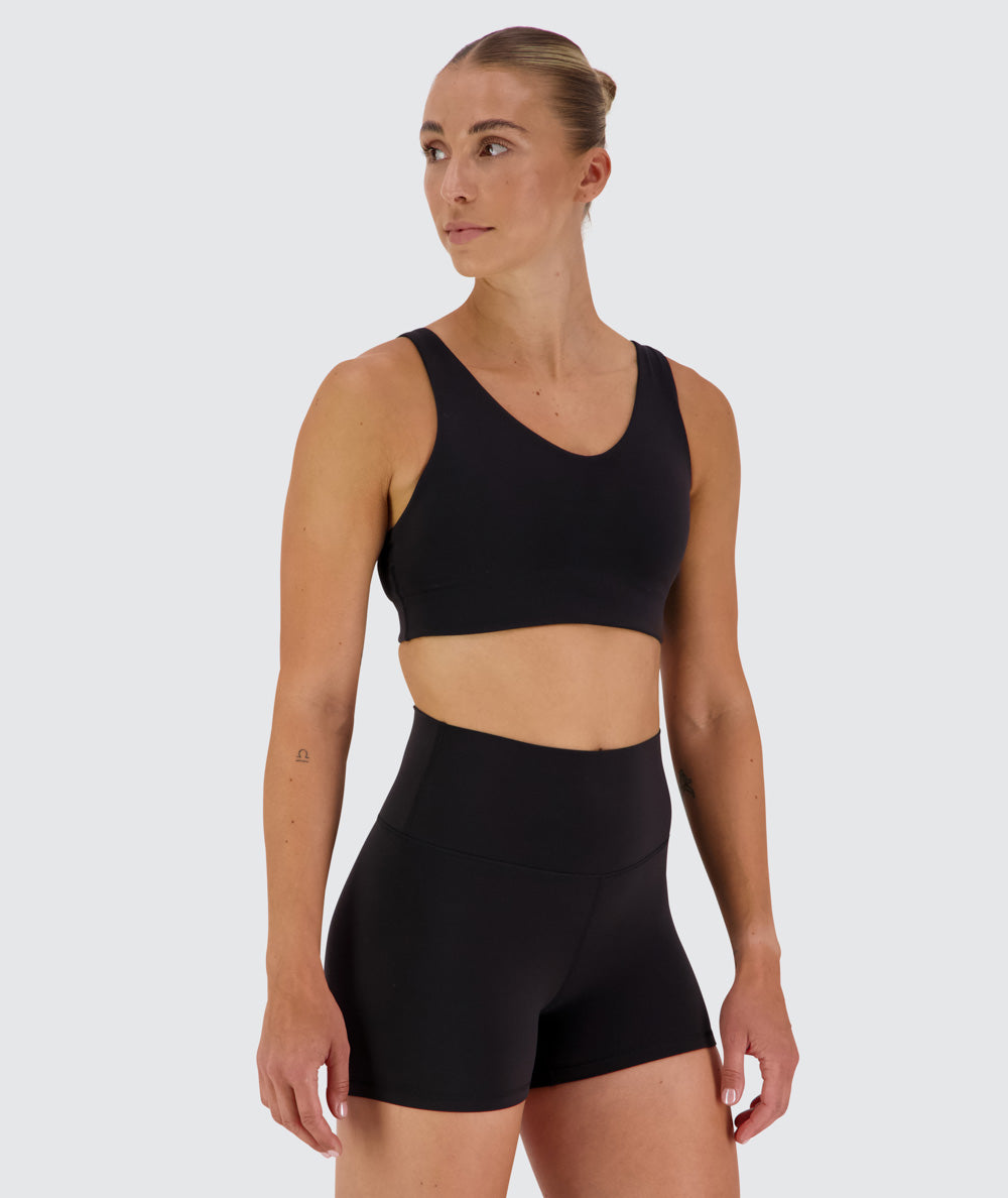 Supersoft V-neck Bra, Model 176 cm / size S#color_black