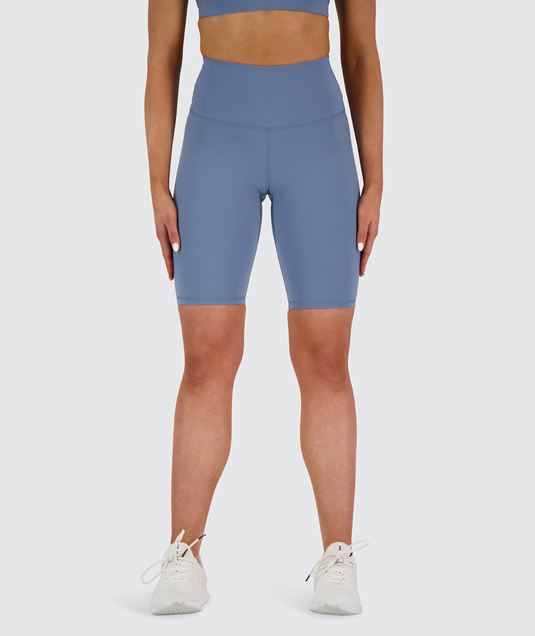 high-waist biker shorts, Model 173 cm / size S#color_moonlight-blue