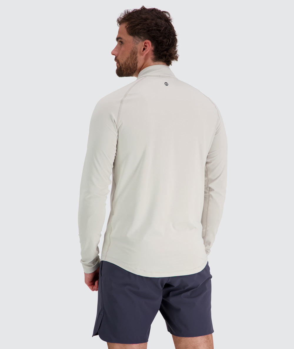 Men's light and sporty half-zip, Model 179 cm / size L#color_fog
