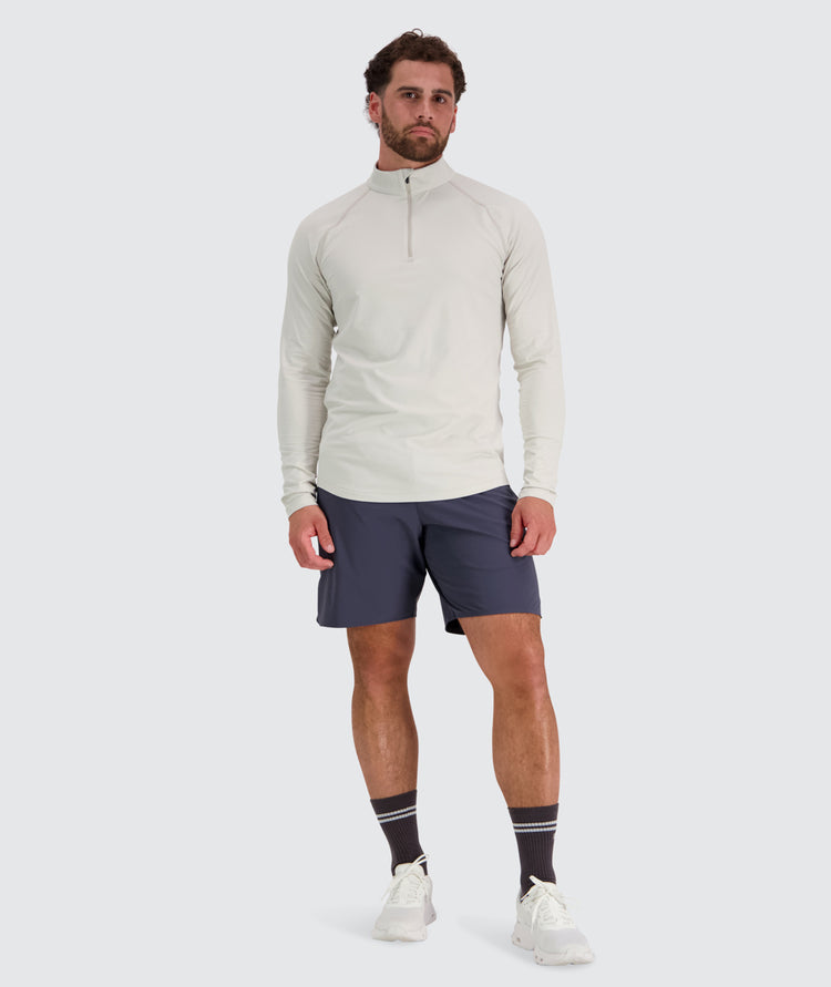 Men's light and sporty half-zip, Model 179 cm / size L#color_fog