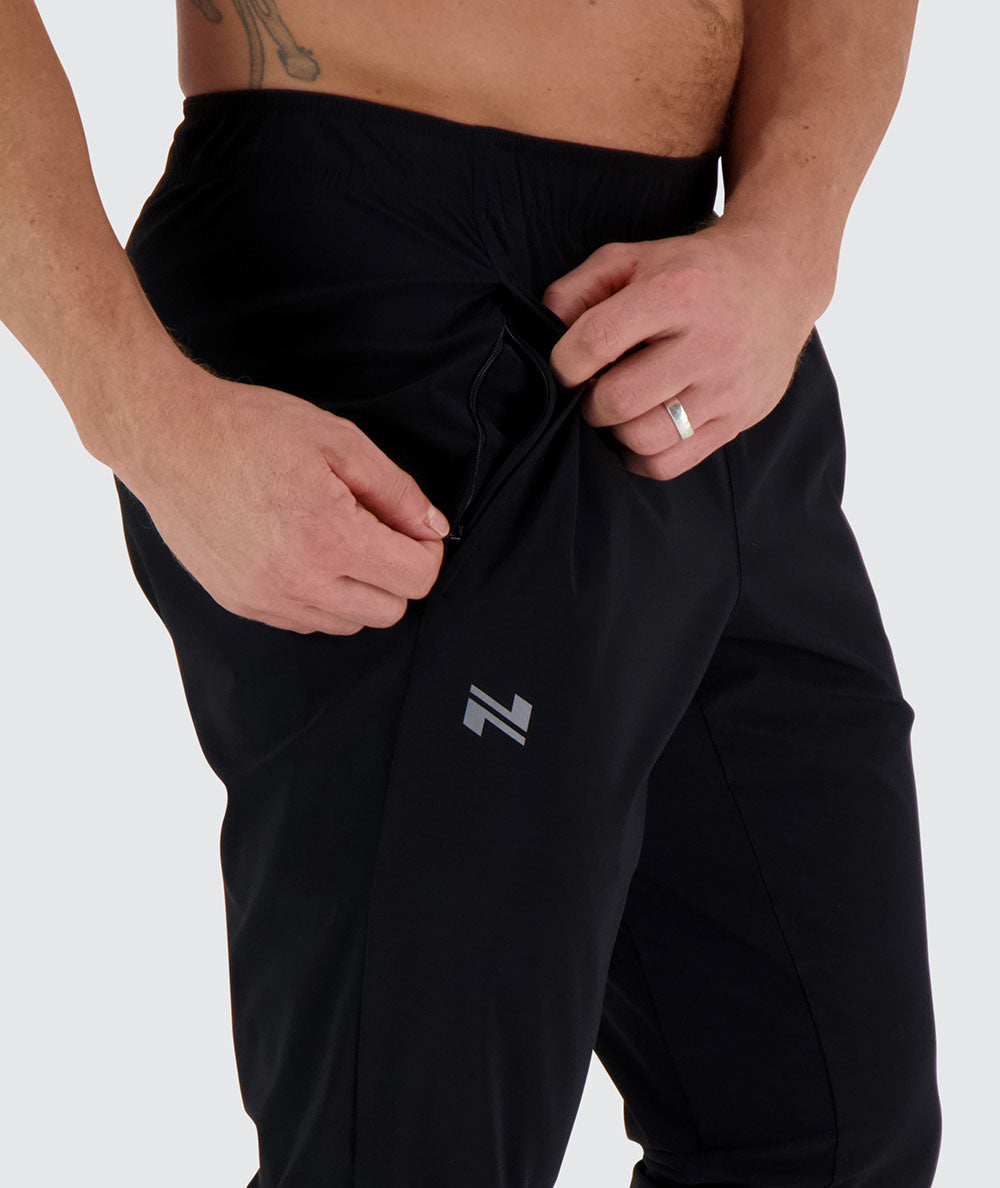 Men's performance joggers#color_black