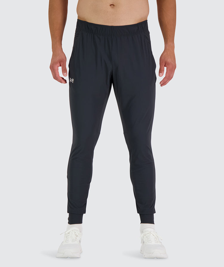 men's performance joggers, Model 194 cm / size L#color_dark-grey