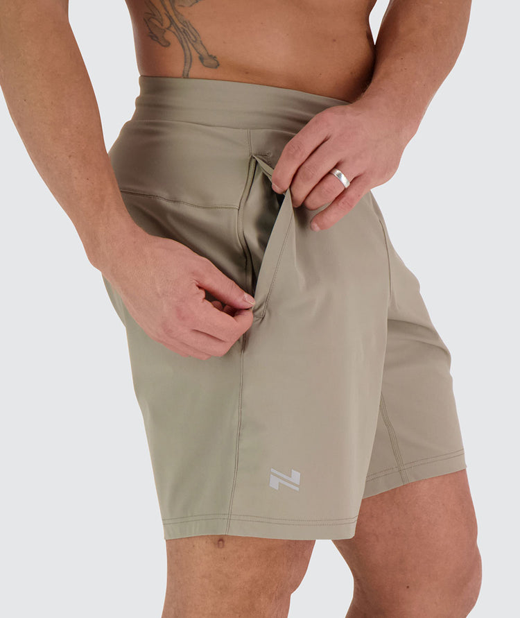 men's training shorts#color_sand