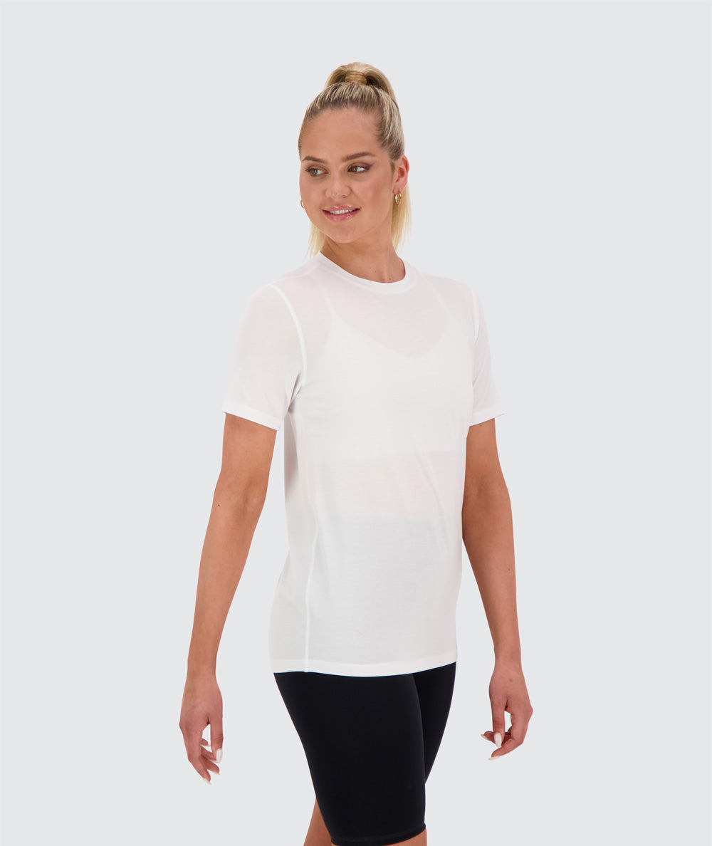 oversized t-paita naisille#color_white