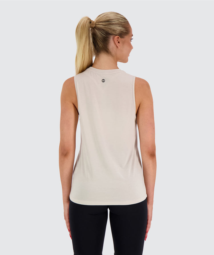 best women's training top#color_oat