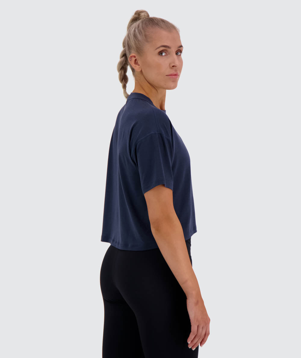 Boxy Cropped Training t-shirt #color_navy