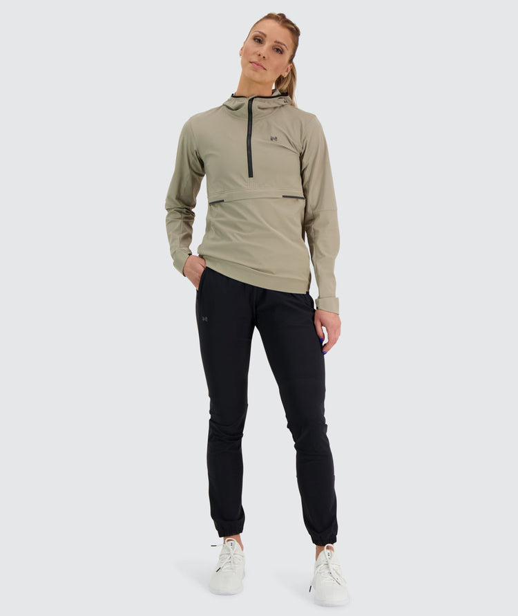 Women's Training Anorak #color_sand