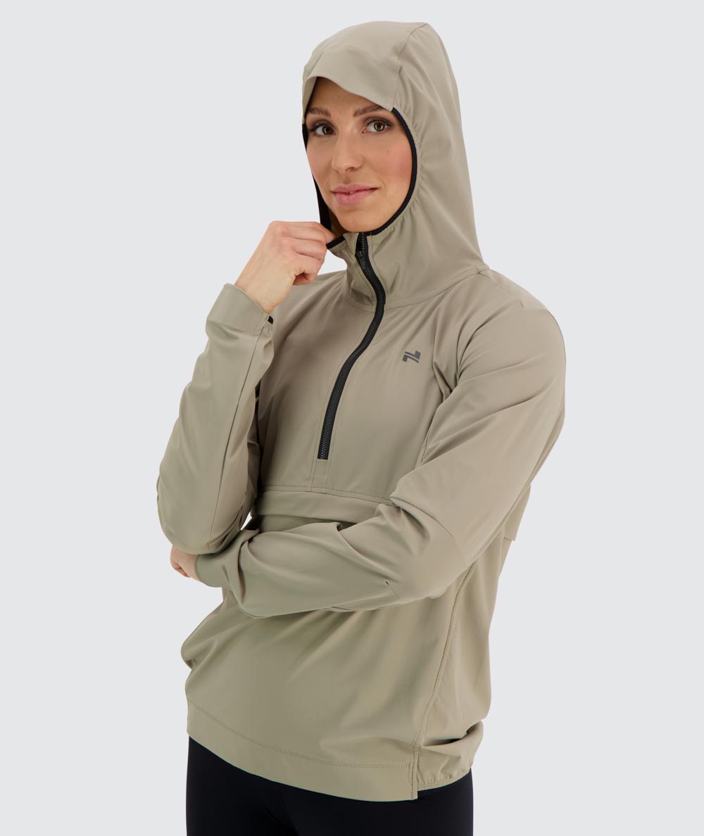 Women's Training Anorak #color_sand